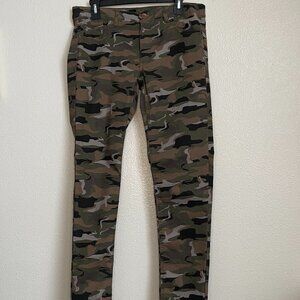 Camo Skinny Jeans Size 14